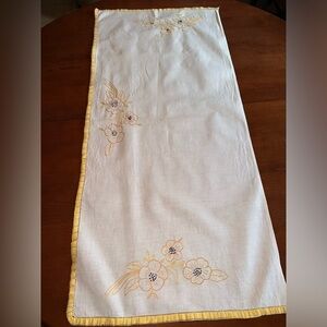 Vintage 38” Embroidered Linen Dresser Scarf Table Runner Floral White Yellow